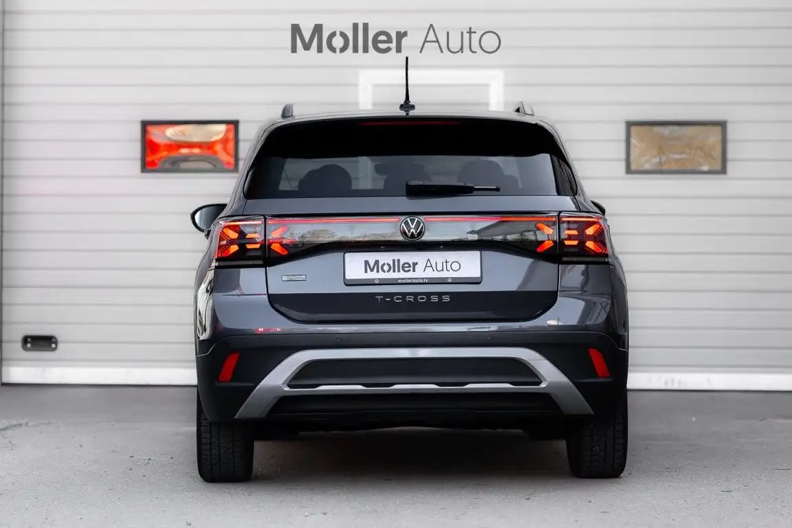 VOLKSWAGEN T-CROSS