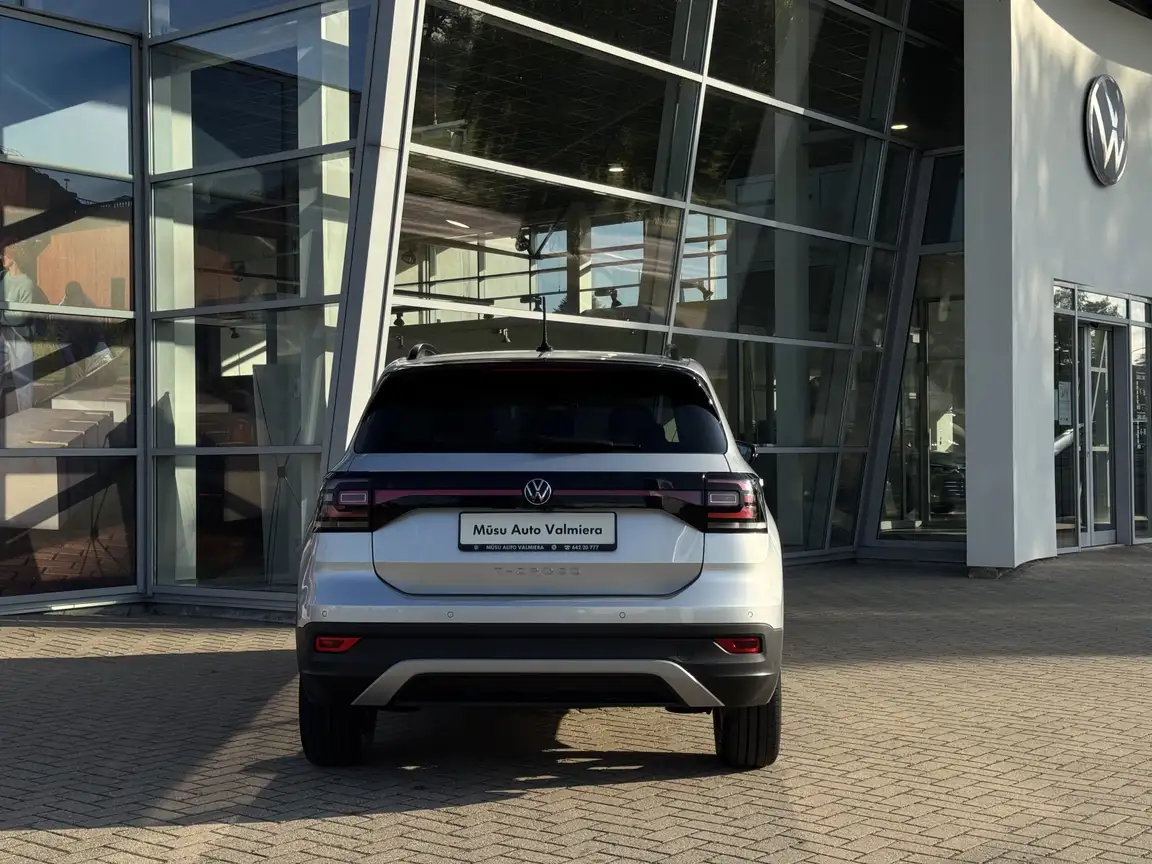 VOLKSWAGEN T-CROSS