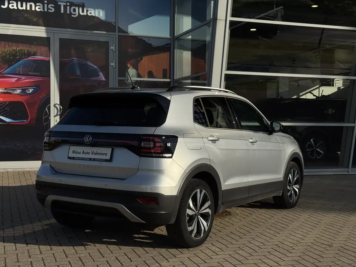 VOLKSWAGEN T-CROSS