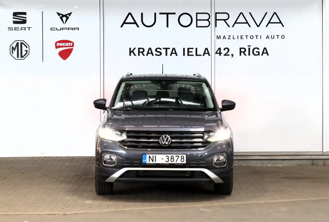 VOLKSWAGEN T-CROSS
