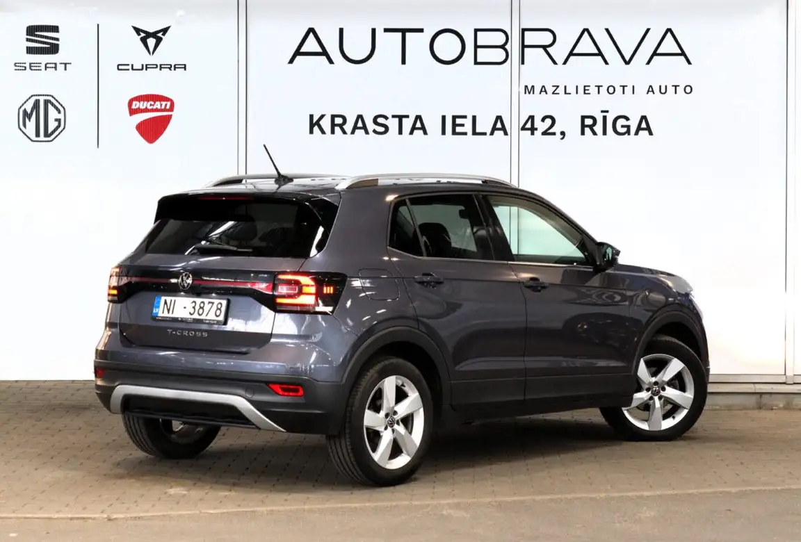 VOLKSWAGEN T-CROSS