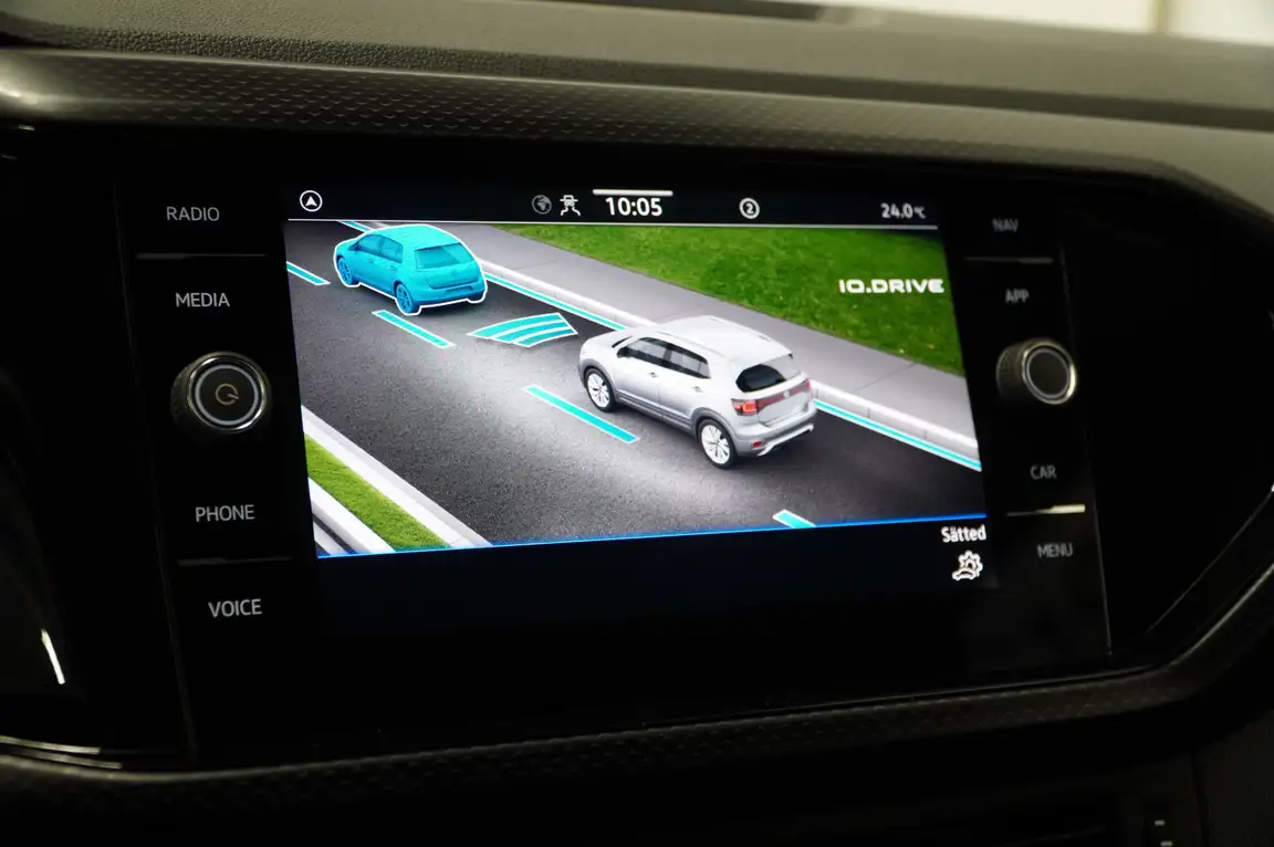 VOLKSWAGEN T-CROSS