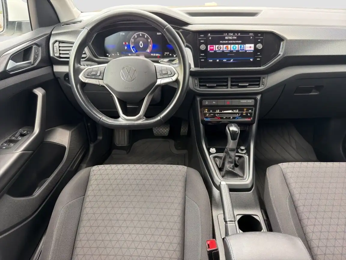 VOLKSWAGEN T-CROSS
