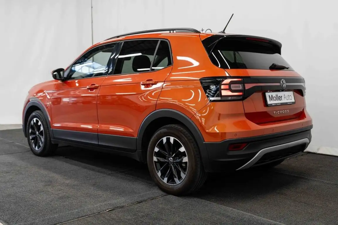 VOLKSWAGEN T-CROSS