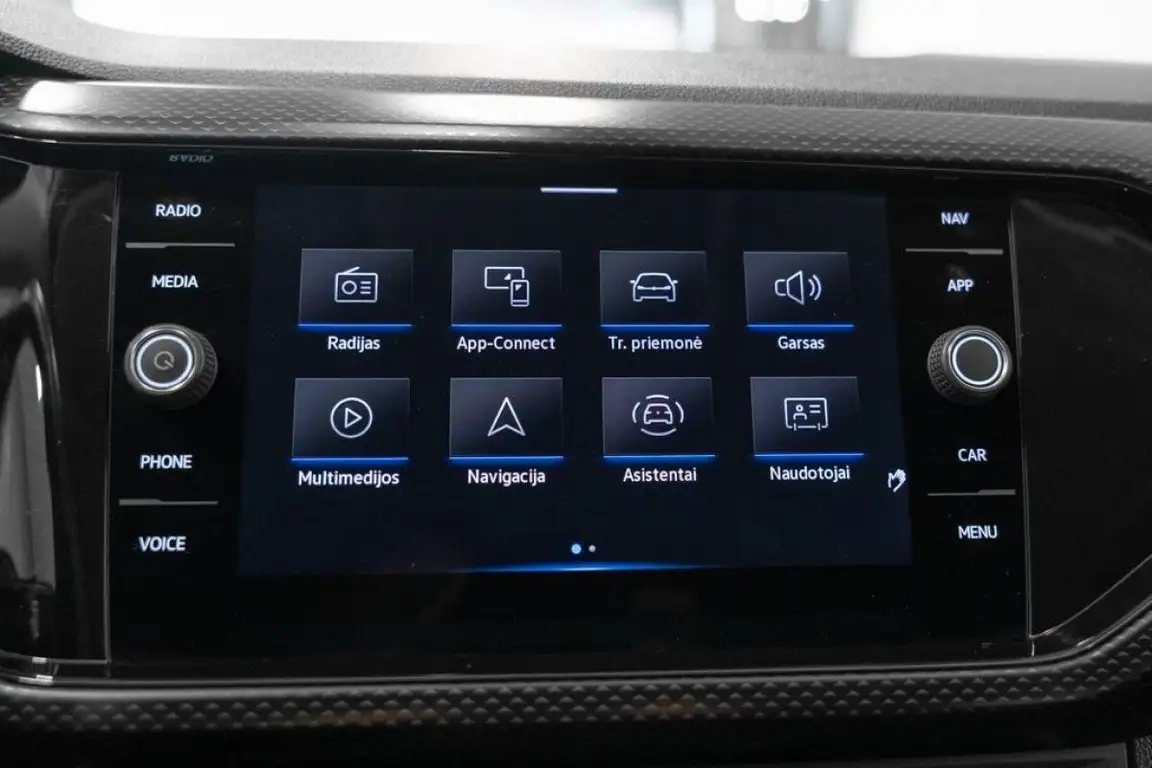 VOLKSWAGEN T-CROSS