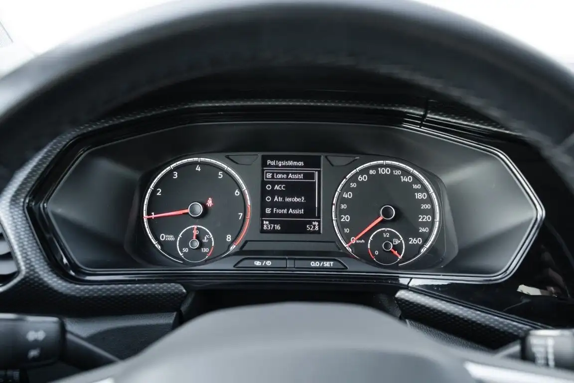 VOLKSWAGEN T-CROSS