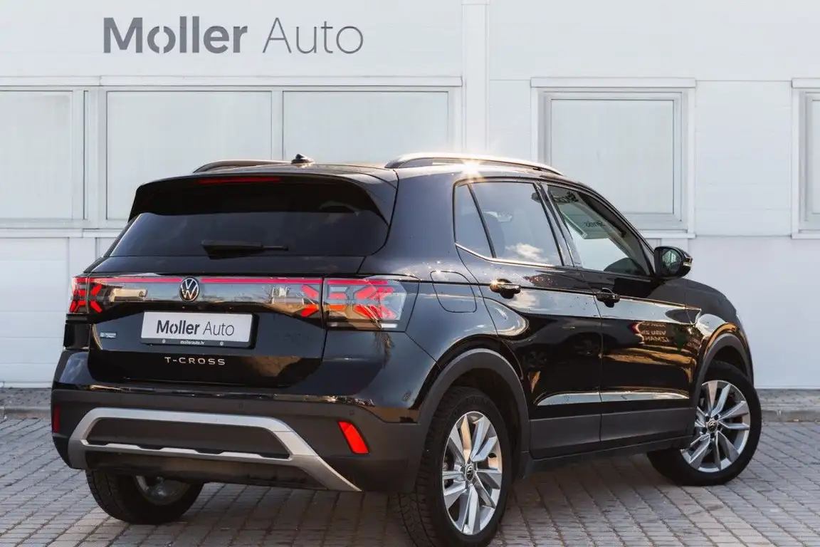 VOLKSWAGEN T-CROSS