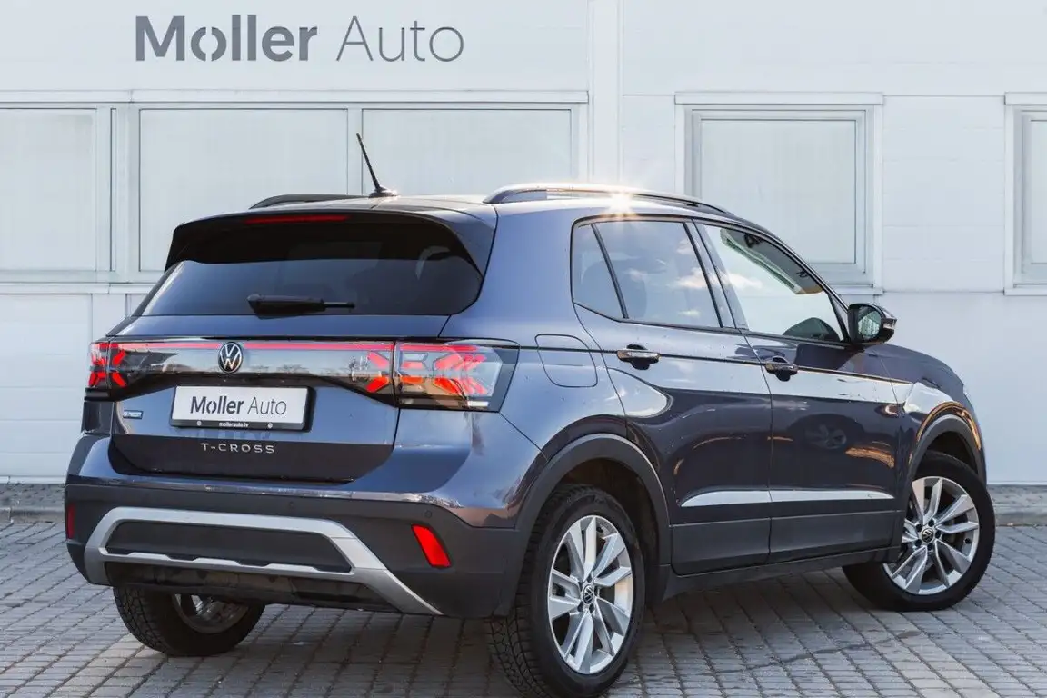 VOLKSWAGEN T-CROSS