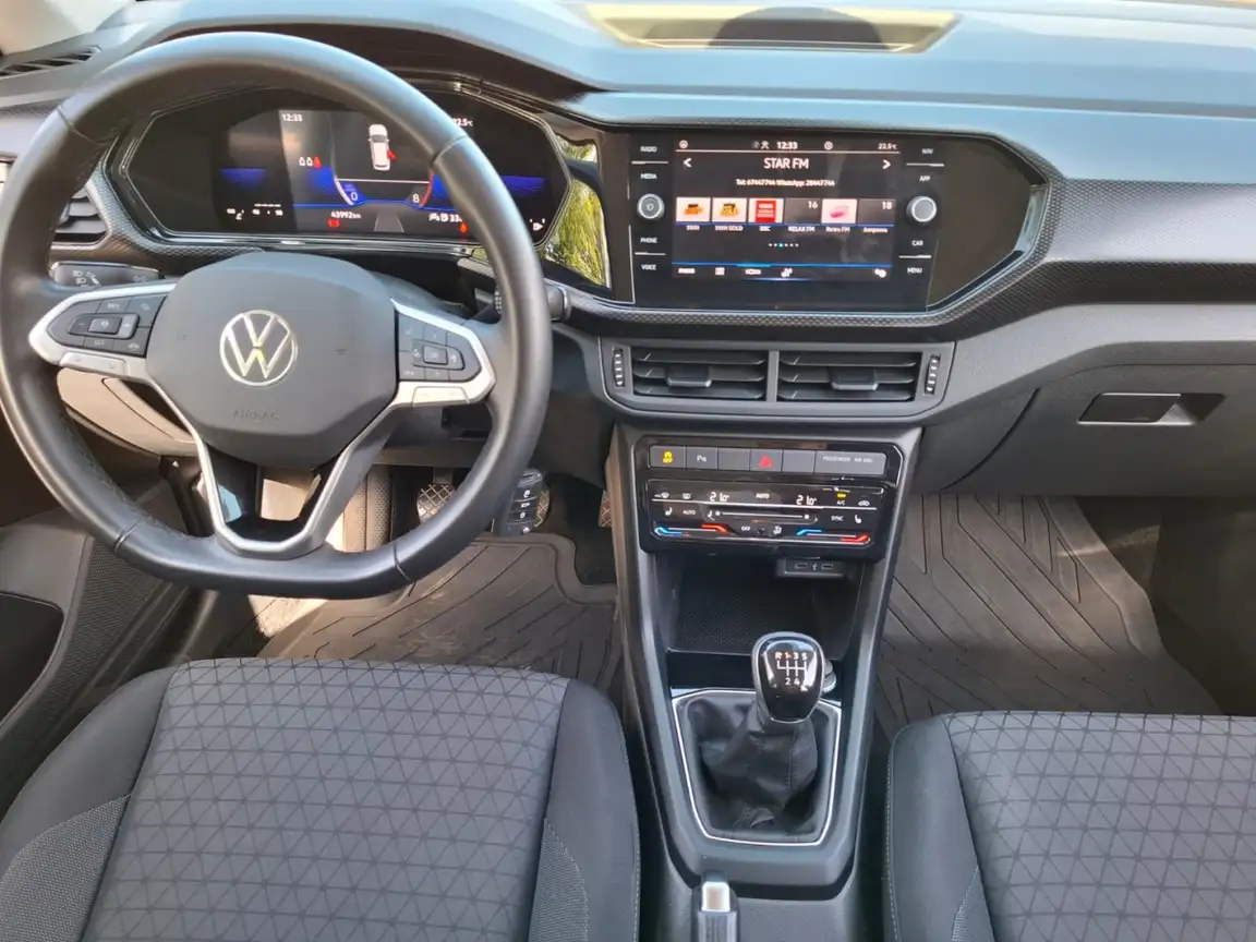VOLKSWAGEN T-CROSS