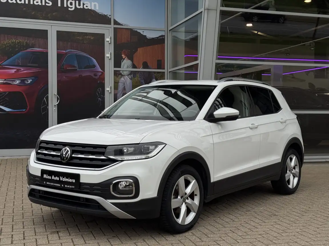VOLKSWAGEN T-CROSS