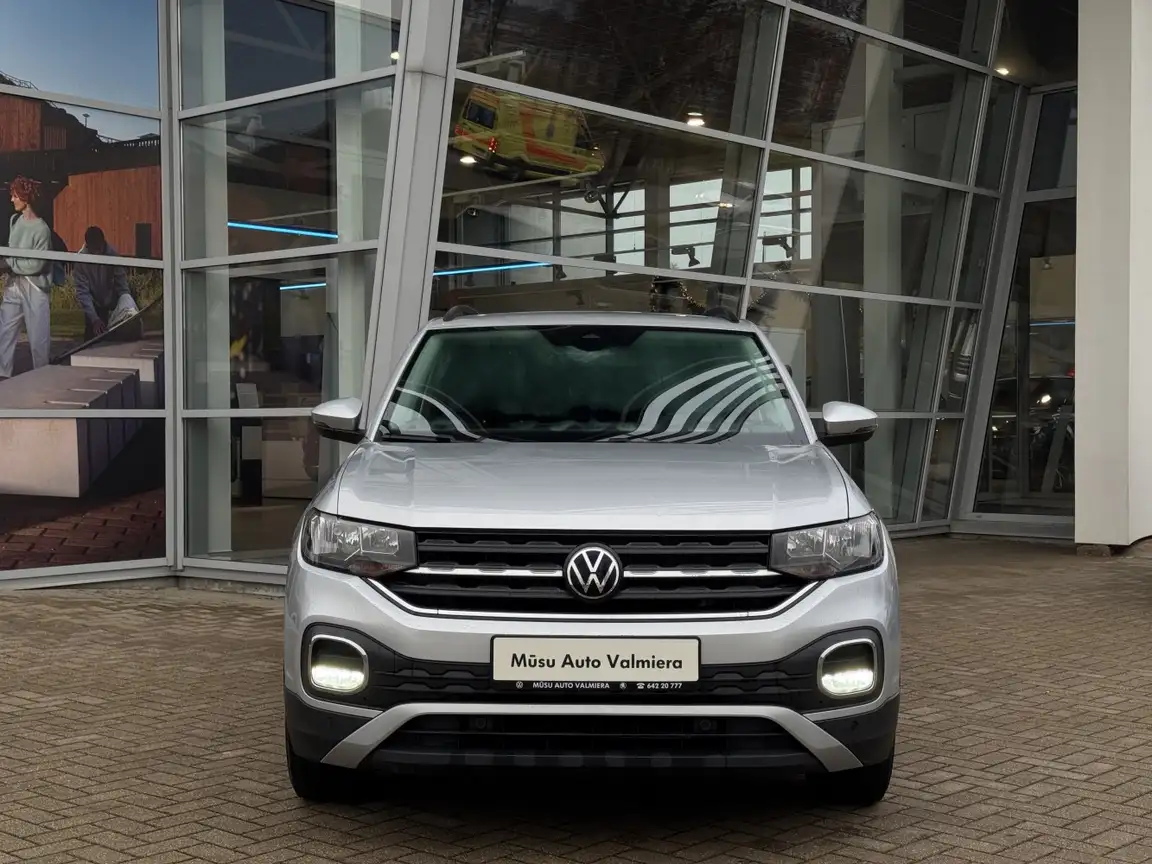 VOLKSWAGEN T-CROSS