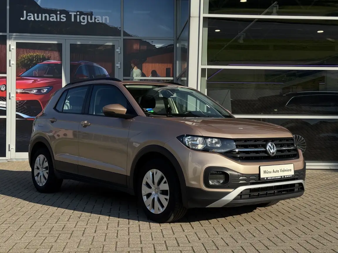 VOLKSWAGEN T-CROSS