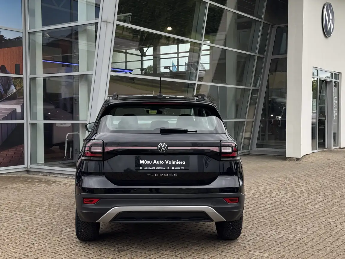 VOLKSWAGEN T-CROSS
