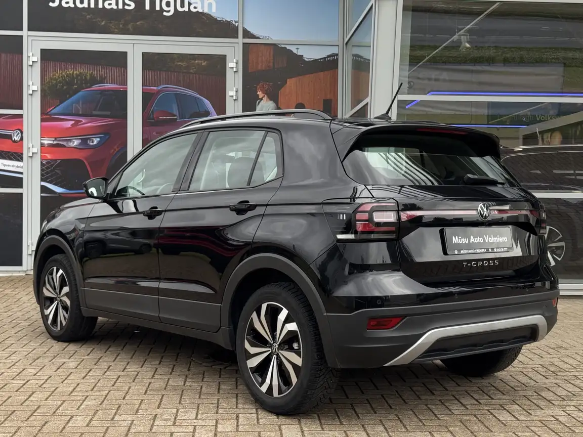 VOLKSWAGEN T-CROSS