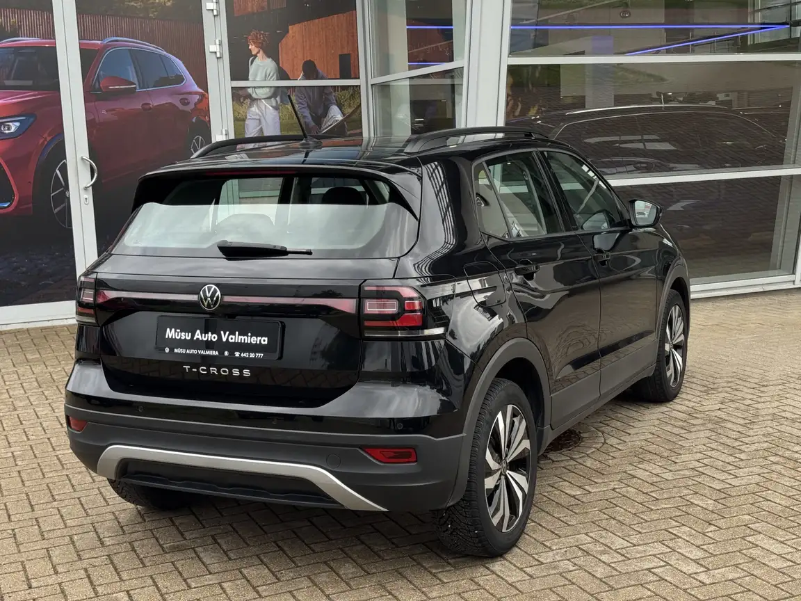 VOLKSWAGEN T-CROSS