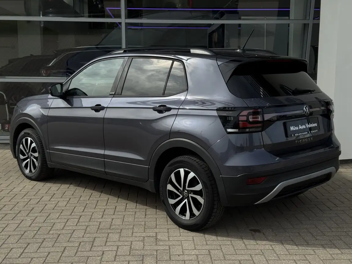 VOLKSWAGEN T-CROSS