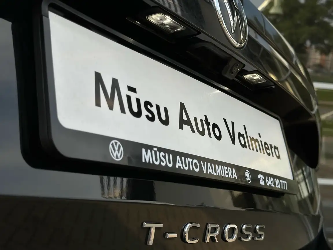 VOLKSWAGEN T-CROSS