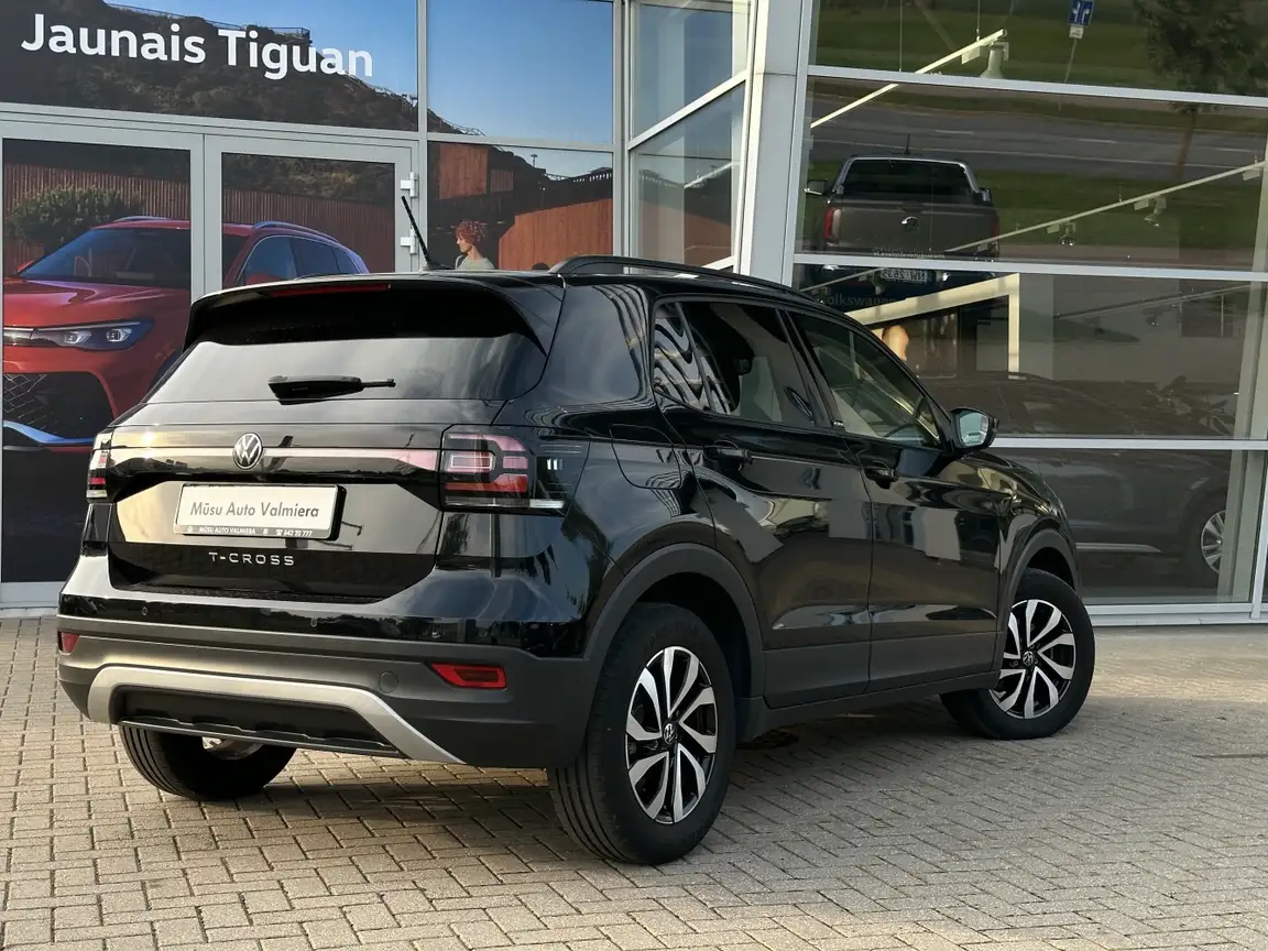 VOLKSWAGEN T-CROSS