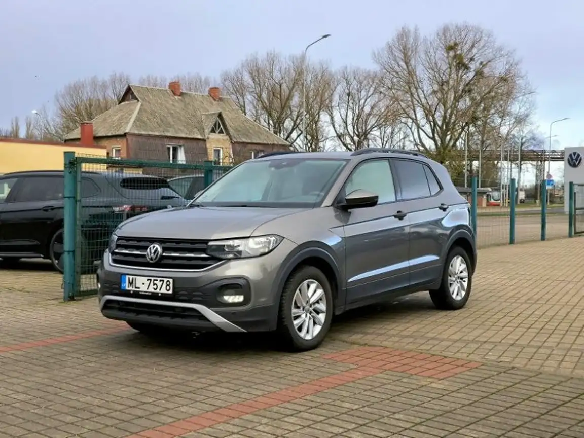 VOLKSWAGEN T-CROSS