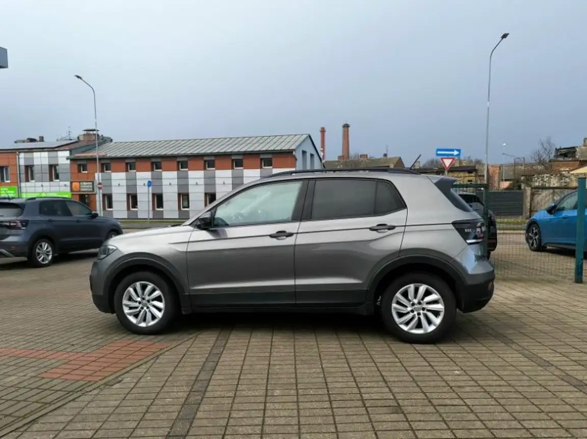 VOLKSWAGEN T-CROSS