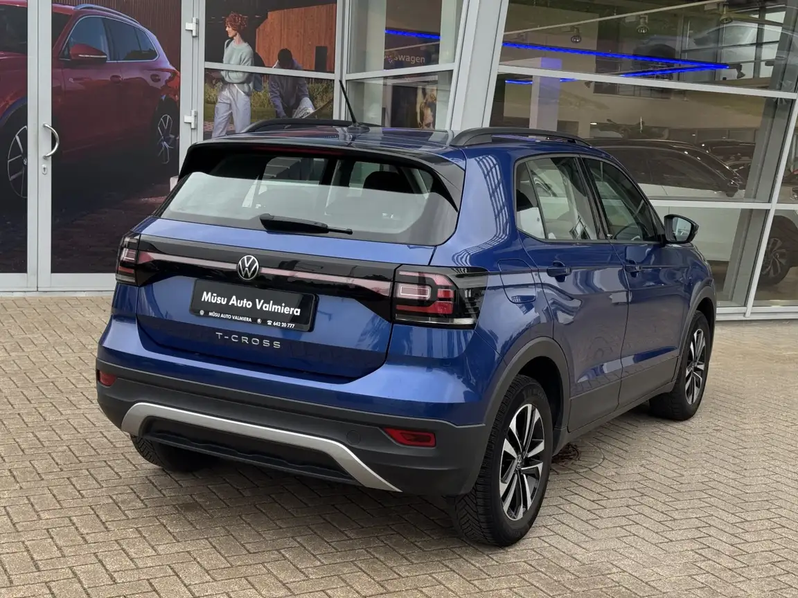 VOLKSWAGEN T-CROSS