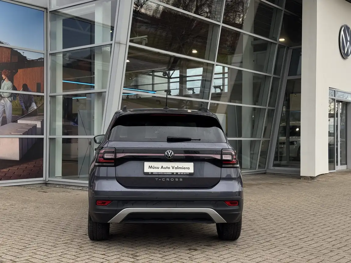 VOLKSWAGEN T-CROSS