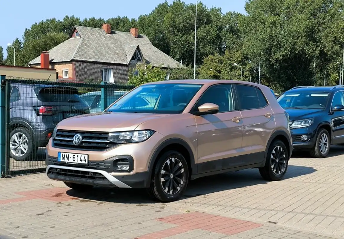 VOLKSWAGEN T-CROSS