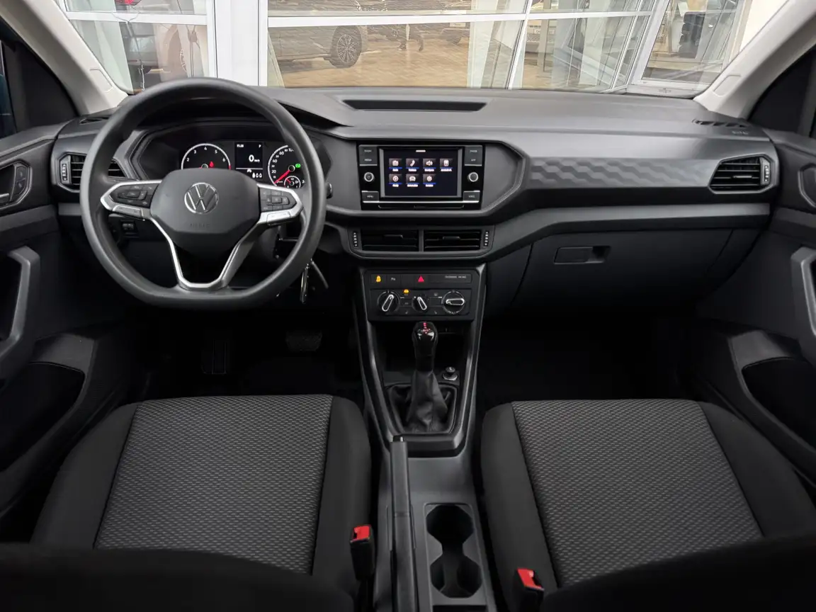 VOLKSWAGEN T-CROSS