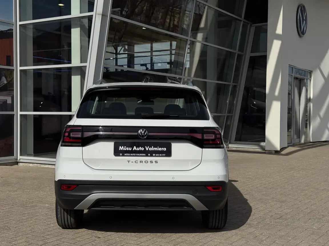 VOLKSWAGEN T-CROSS