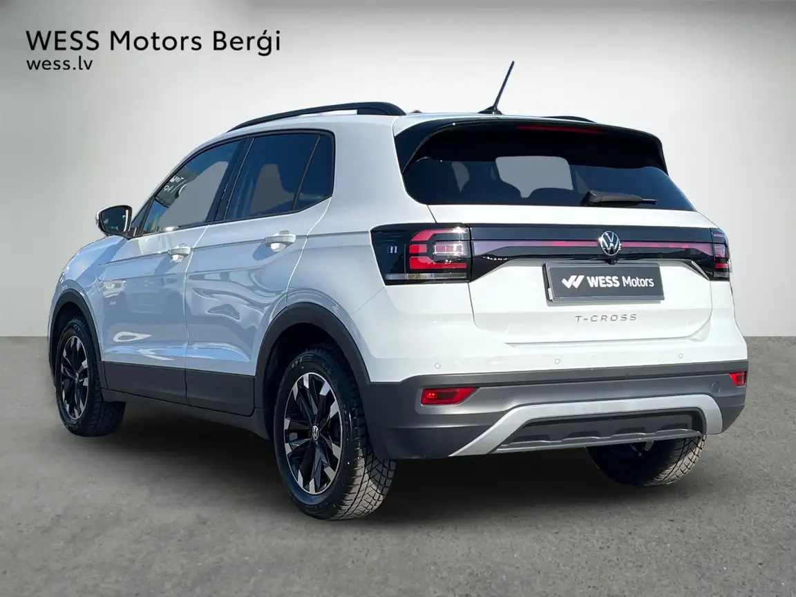 VOLKSWAGEN T-CROSS