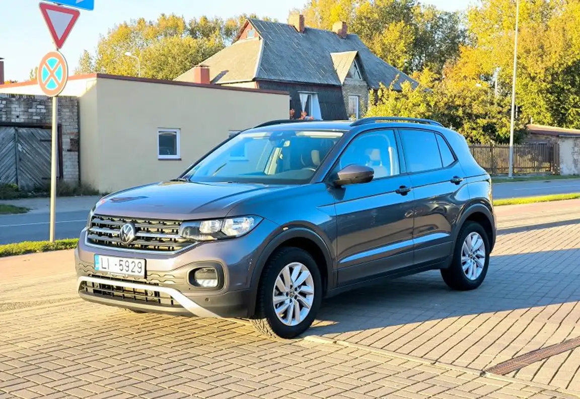 VOLKSWAGEN T-CROSS