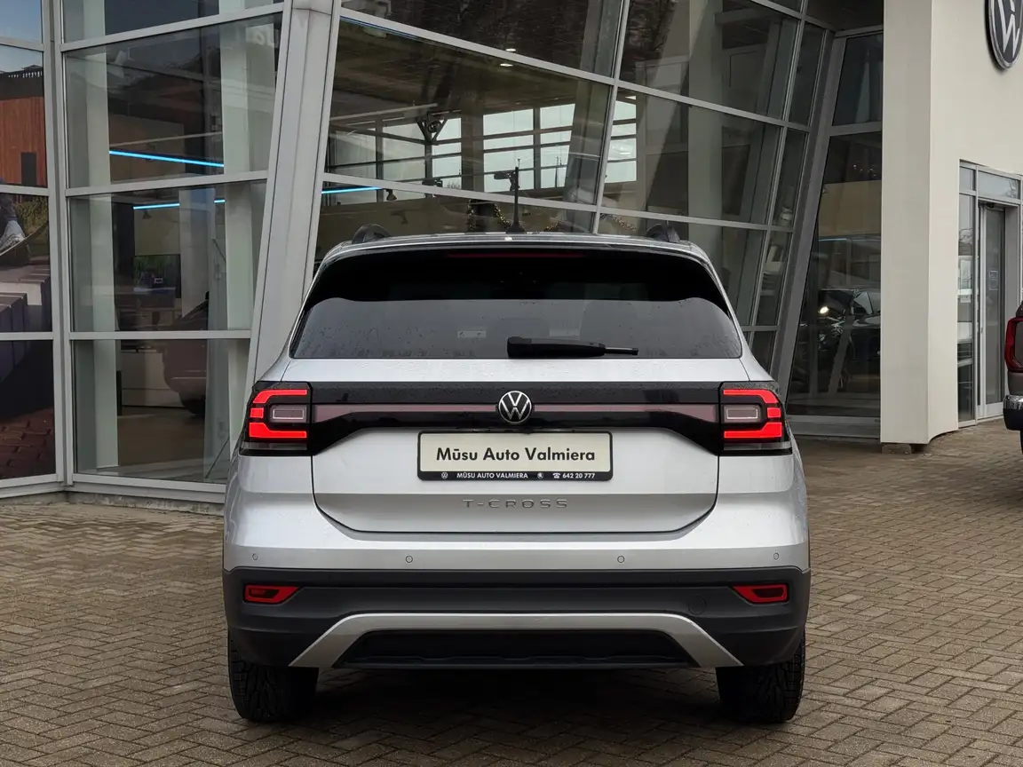 VOLKSWAGEN T-CROSS