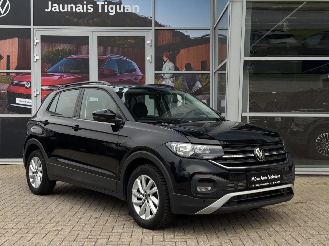 VOLKSWAGEN T-CROSS