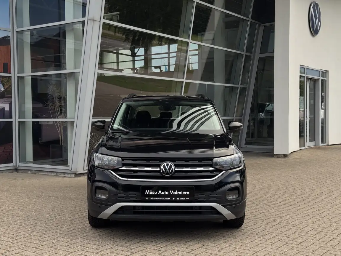 VOLKSWAGEN T-CROSS