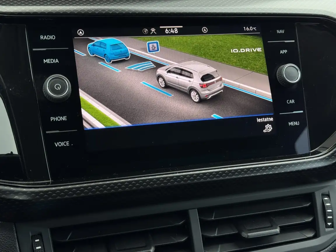 VOLKSWAGEN T-CROSS