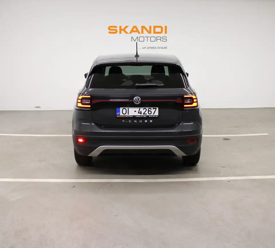 VOLKSWAGEN T-CROSS