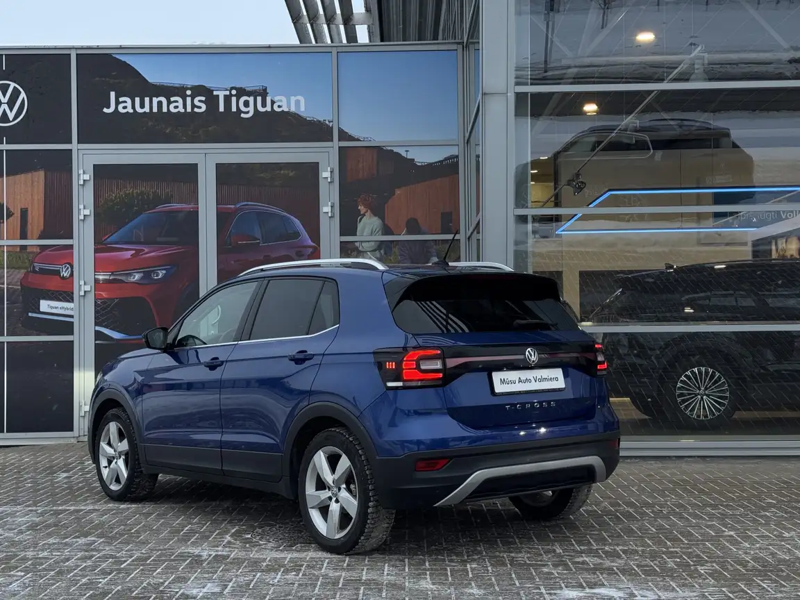 VOLKSWAGEN T-CROSS