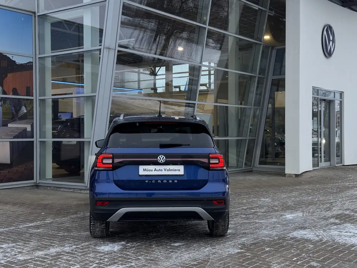 VOLKSWAGEN T-CROSS