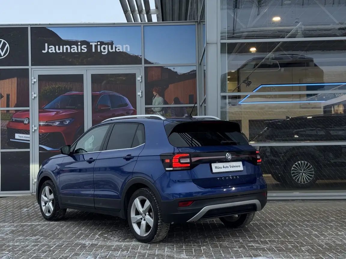 VOLKSWAGEN T-CROSS