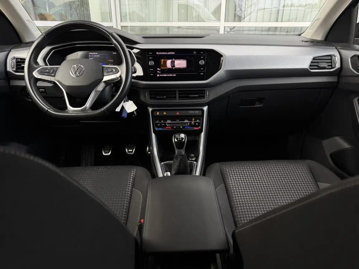 VOLKSWAGEN T-CROSS