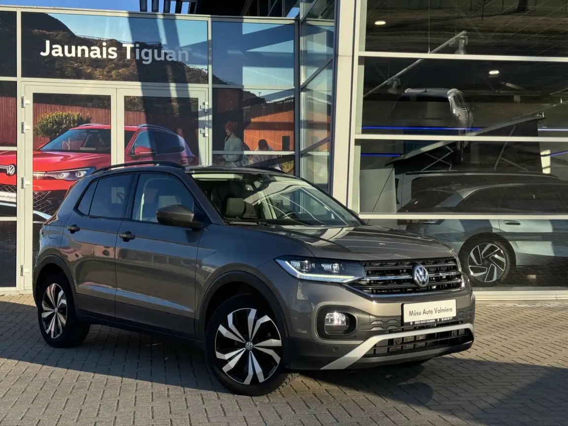 VOLKSWAGEN T-CROSS