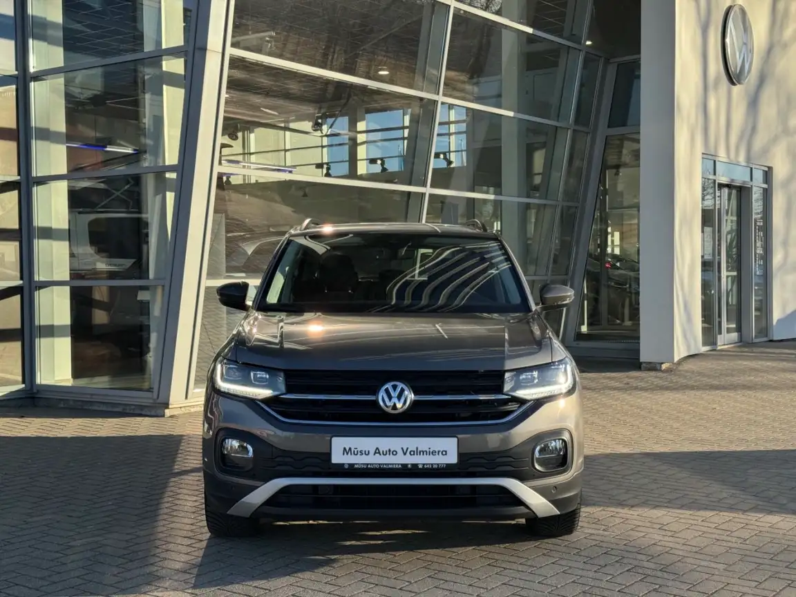 VOLKSWAGEN T-CROSS