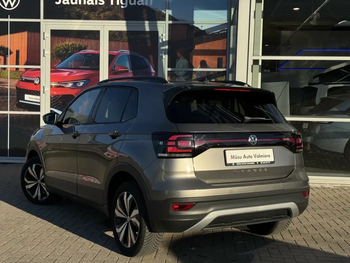VOLKSWAGEN T-CROSS