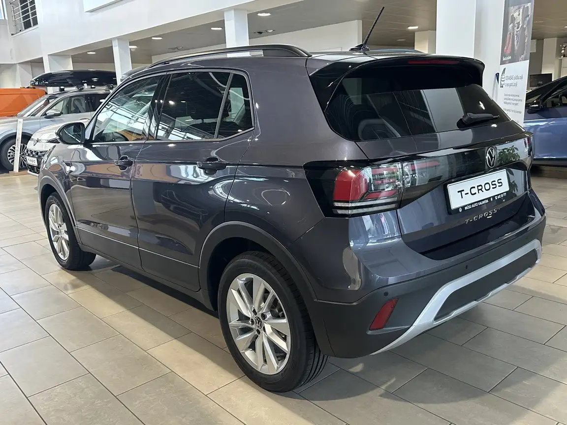 VOLKSWAGEN T-CROSS