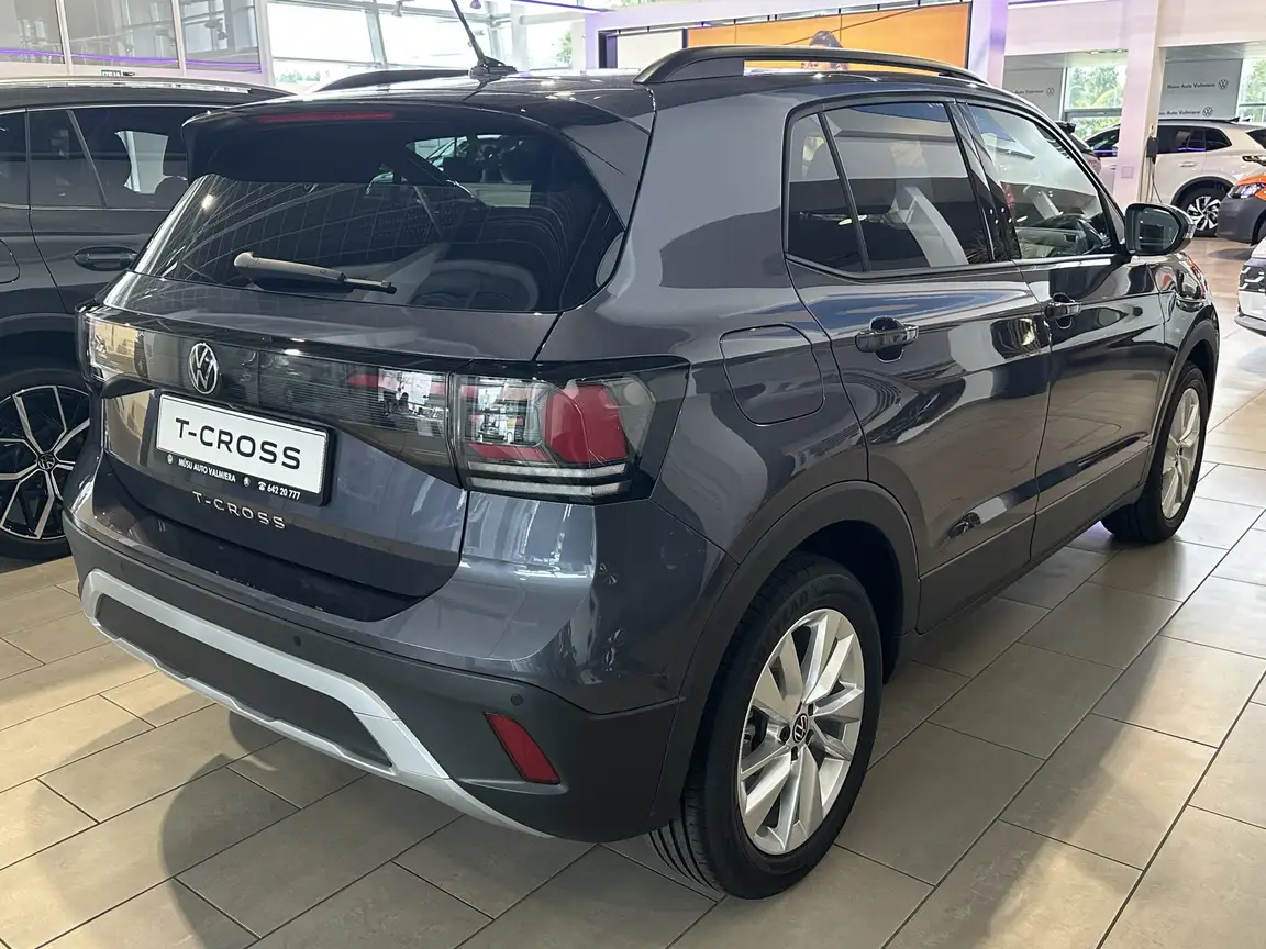 VOLKSWAGEN T-CROSS