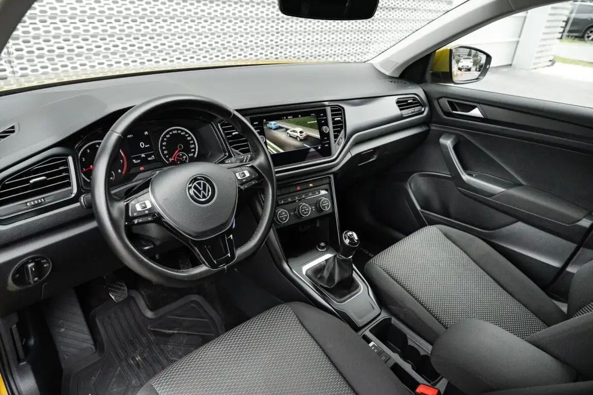 VOLKSWAGEN T-ROC