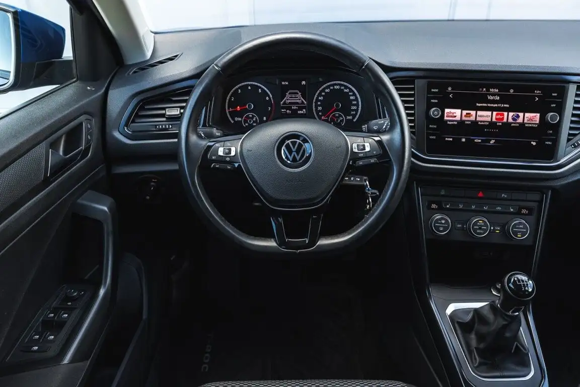 VOLKSWAGEN T-ROC
