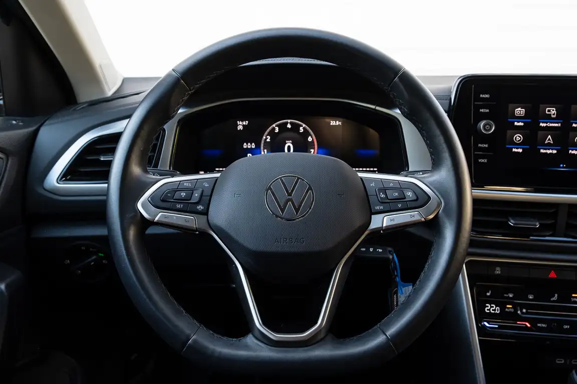 VOLKSWAGEN T-ROC