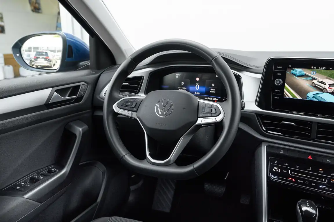 VOLKSWAGEN T-ROC