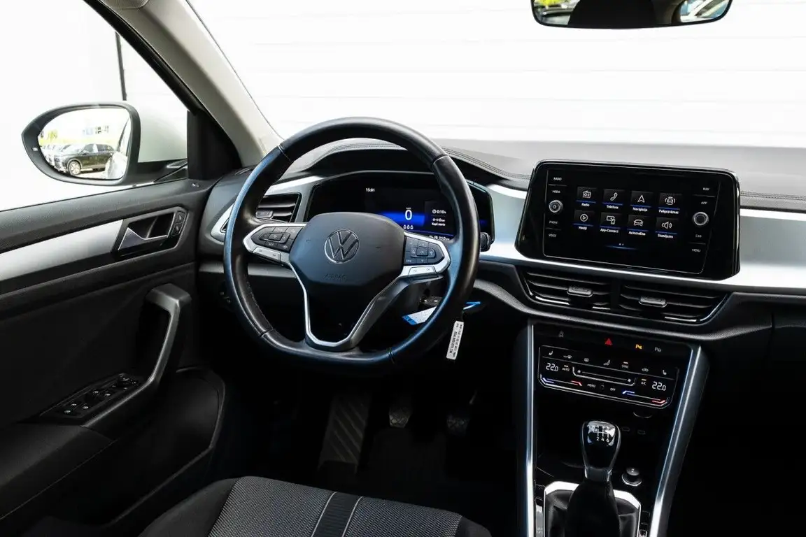 VOLKSWAGEN T-ROC